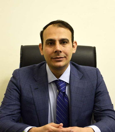 دکتر وحید دهقان دندانپزشک در تهران