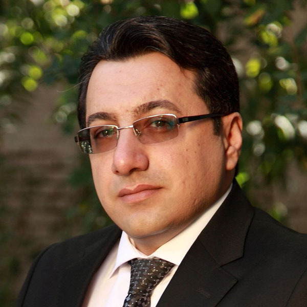 دکتر محمدعلی زرین قلم جراح بینی مشهد