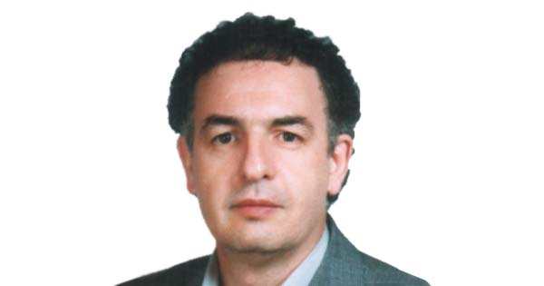 دکتر منصور توفیقی زواره جراح بینی کرج