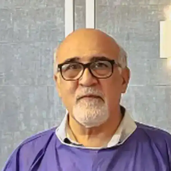 دکتر احمد میمنه جهرمی جراح بینی در مشهد