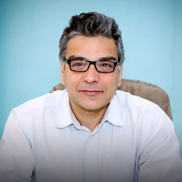 دکتر علی افشار جراح بینی در مشهد