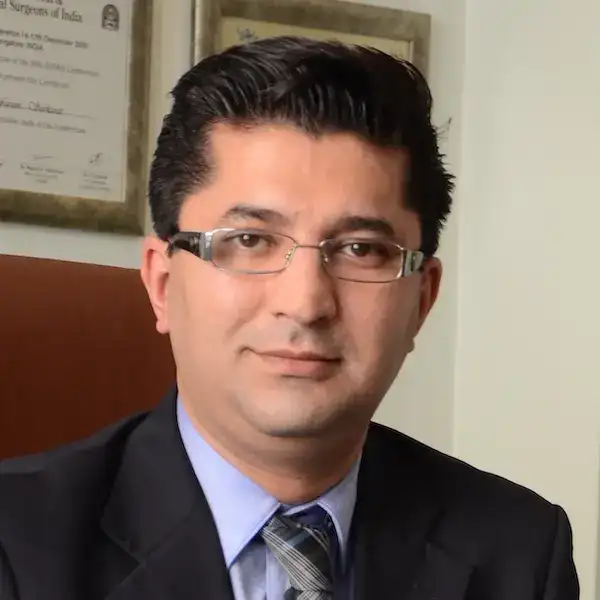 دکتر فرزین سرکارات جراح بینی در تهران