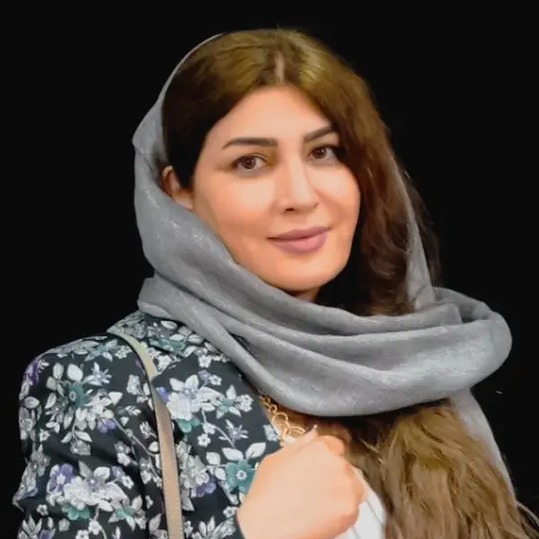 دکتر رزینا بشارتی زاده جراح بینی در تهران