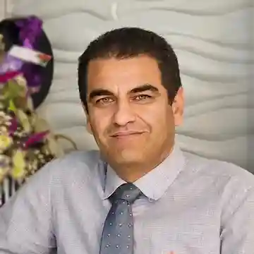 دکتر روح الله نقی پور جراح بینی در تهران
