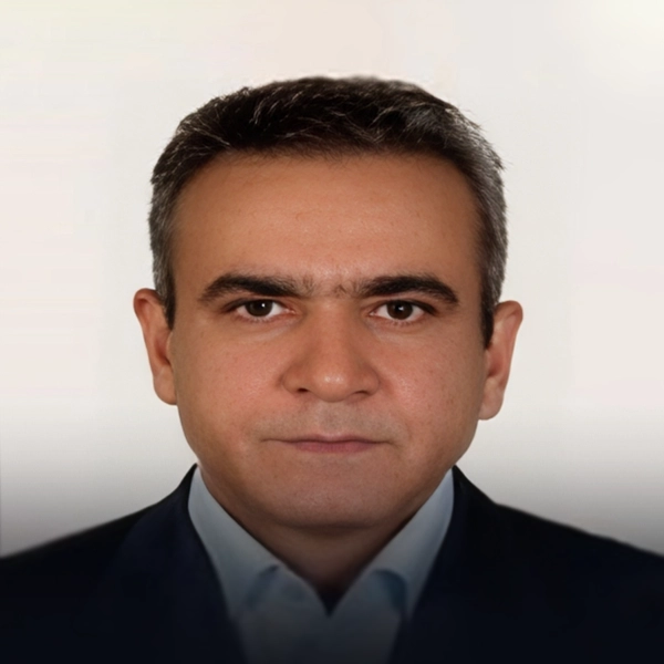 دکتر رضا افراه جراح بینی در رشت