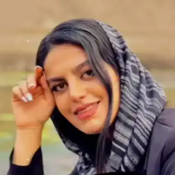 دکتر_ندا_سادات_جاسمی