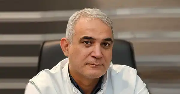 دکتر حاجی براتی جراح بینی در تهران