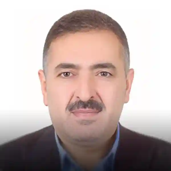 دکتر غلامرضا معین جراح بینی در شیراز