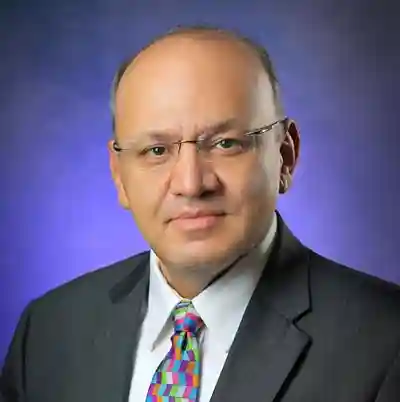 دکتر علیرضا مصباحی جراح بینی در شیراز