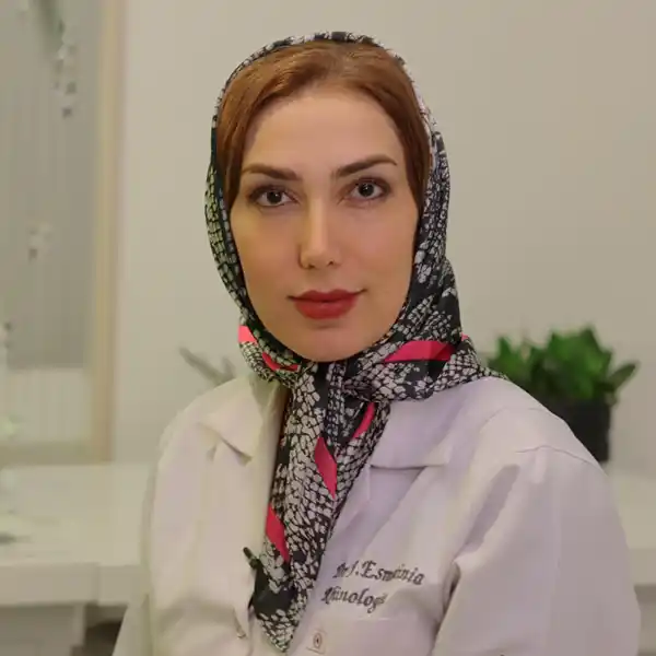 دکتر فرشته عصمتی نیا جراح بینی مشهد