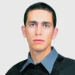 دکتر آرش حقیقی جراح بینی