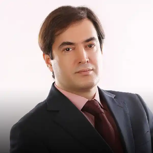دکتر علیرضا فدائی نائینی جراح زیبایی