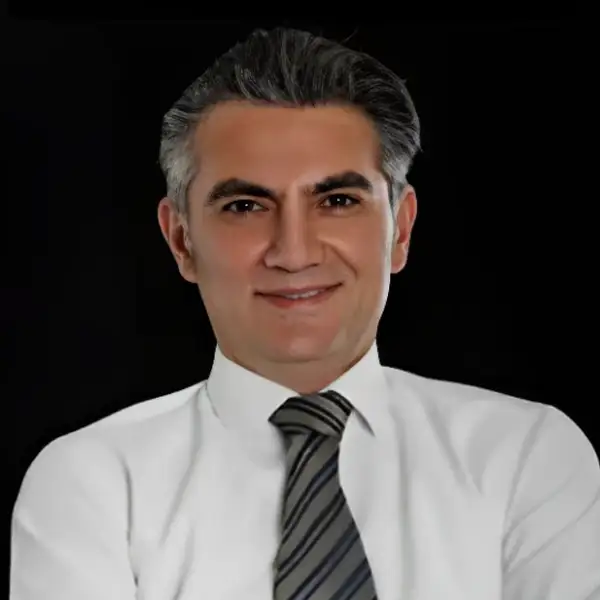 دکتر غلامرضا امیریان جراح زیبایی