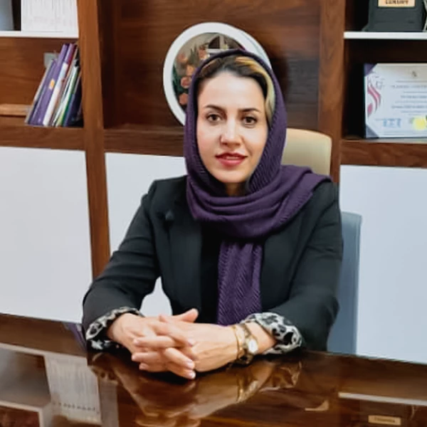 دکتر پریسا نادری جراح زیبایی پلک در کرمانشاه