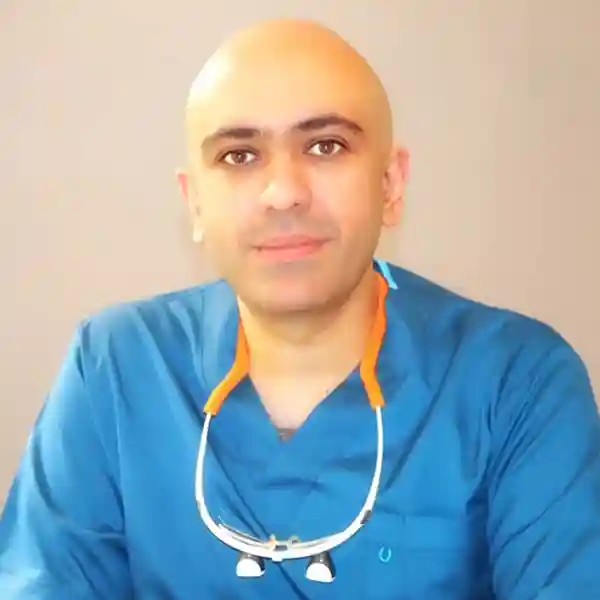 دکتر سینا دشتی زاده دندانپزشک