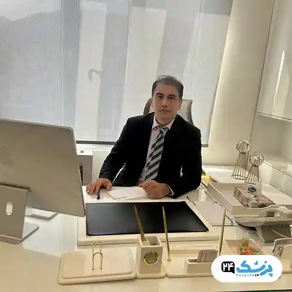 دکتر کامبیز پوریوسف جراح زیبایی