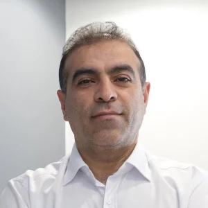 دکتر مرتضی قادری متخصص ایمپلنت دندان تهران